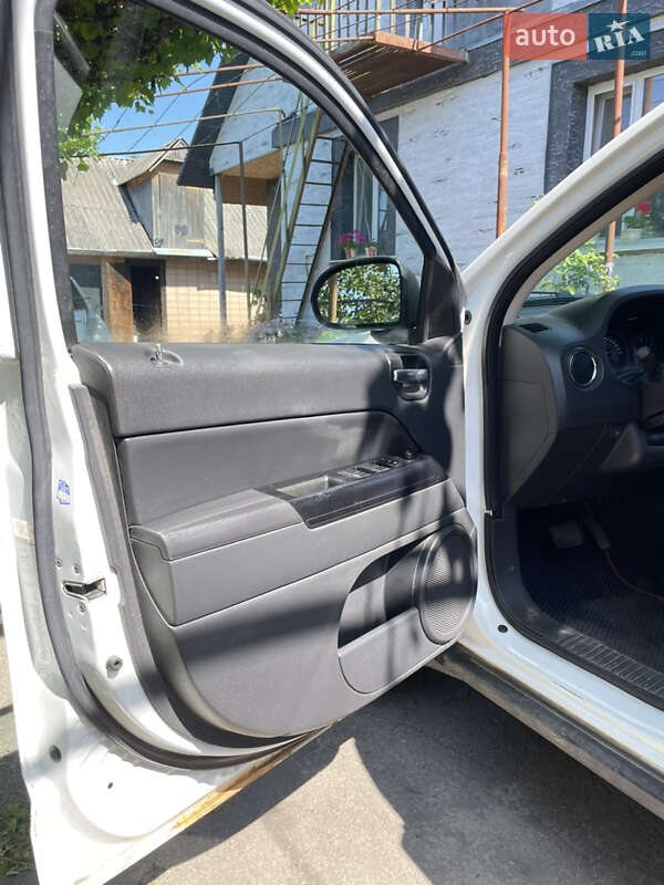 Позашляховик / Кросовер Jeep Compass 2011 в Рівному фото 14 Позашляховик / Кросовер Jeep Compass 2011 в Рівному