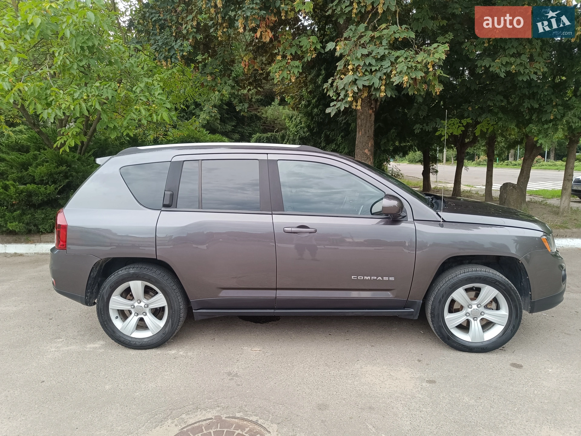 2016 Jeep Compass - мініатюра 19