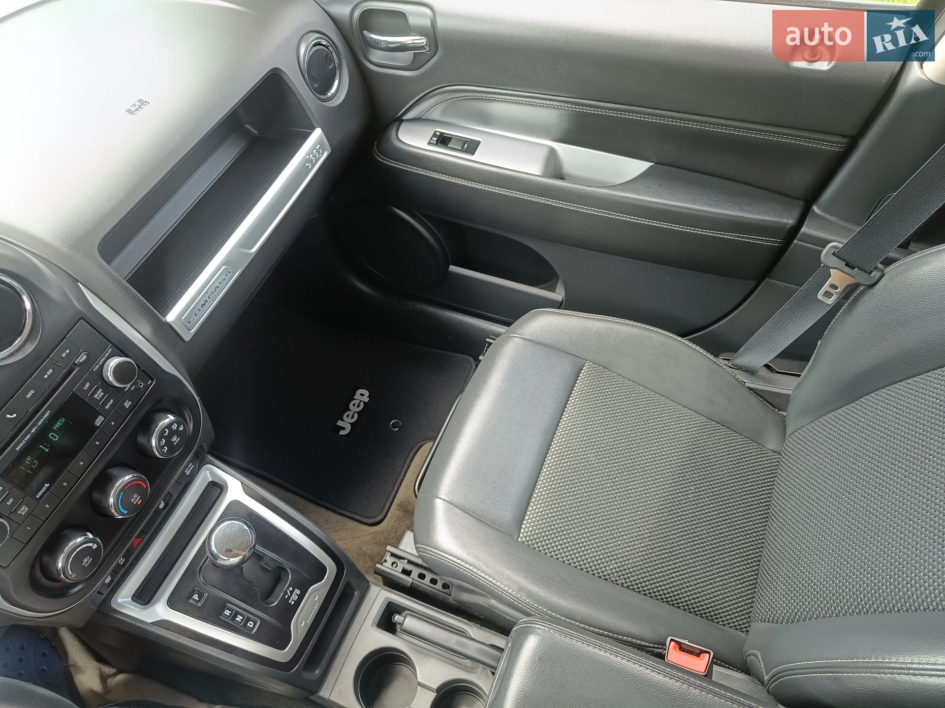 2016 Jeep Compass - мініатюра 20