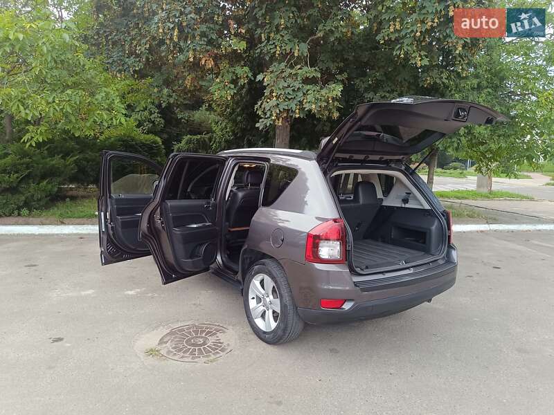 Внедорожник / Кроссовер Jeep Compass 2016 в Львове