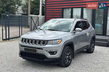 Внедорожник / Кроссовер Jeep Compass 2020 в 