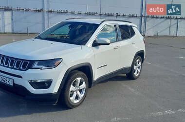 Внедорожник / Кроссовер Jeep Compass 2018 в 