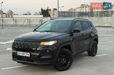 Внедорожник / Кроссовер Jeep Compass 2022 в Киеве