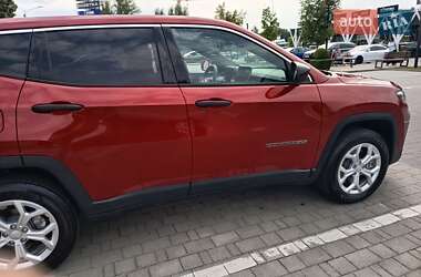 Внедорожник / Кроссовер Jeep Compass 2024 в 