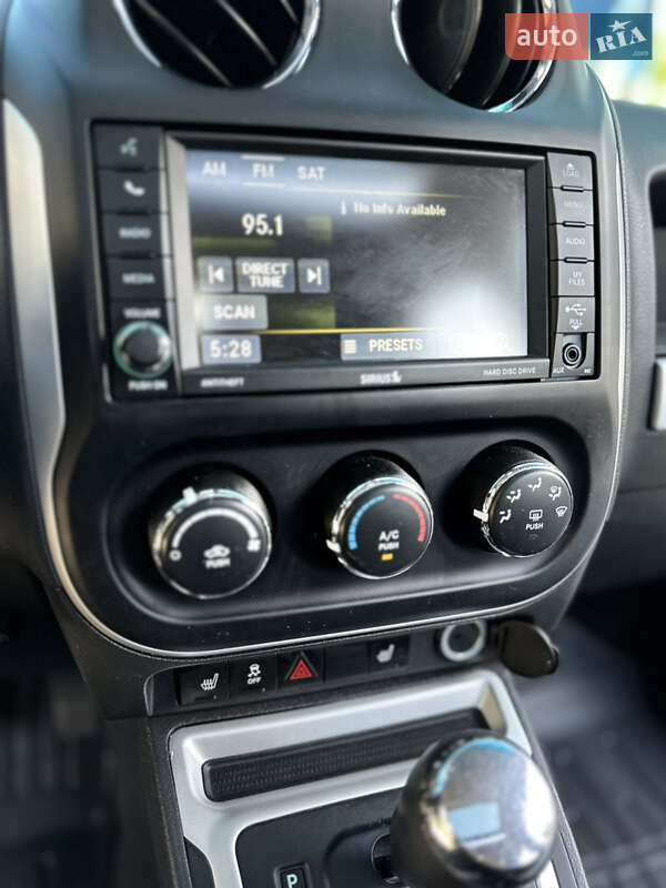 Внедорожник / Кроссовер Jeep Compass 2016 в Павлограде