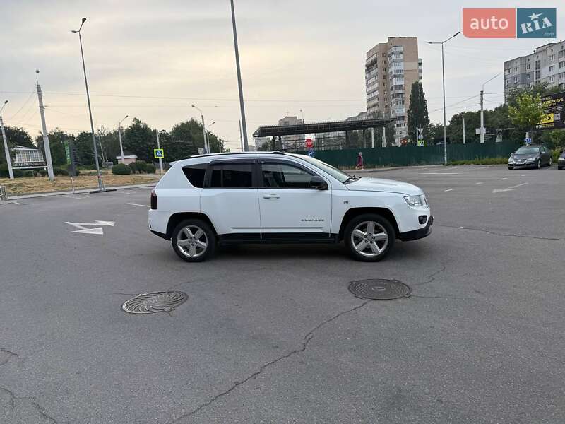 Внедорожник / Кроссовер Jeep Compass 2011 в Белой Церкви