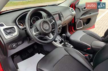 Внедорожник / Кроссовер Jeep Compass 2019 в 