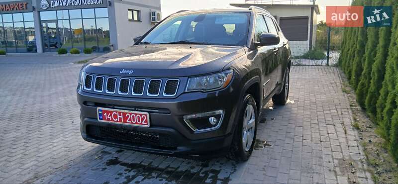 Внедорожник / Кроссовер Jeep Compass 2019 в 
