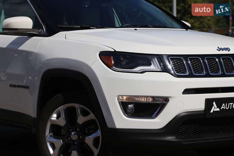 Внедорожник / Кроссовер Jeep Compass 2019 в Киеве