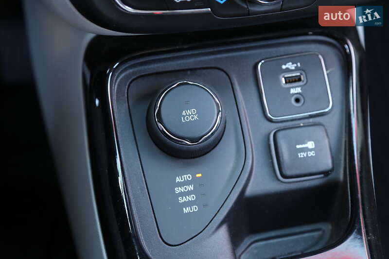 Внедорожник / Кроссовер Jeep Compass 2019 в Киеве