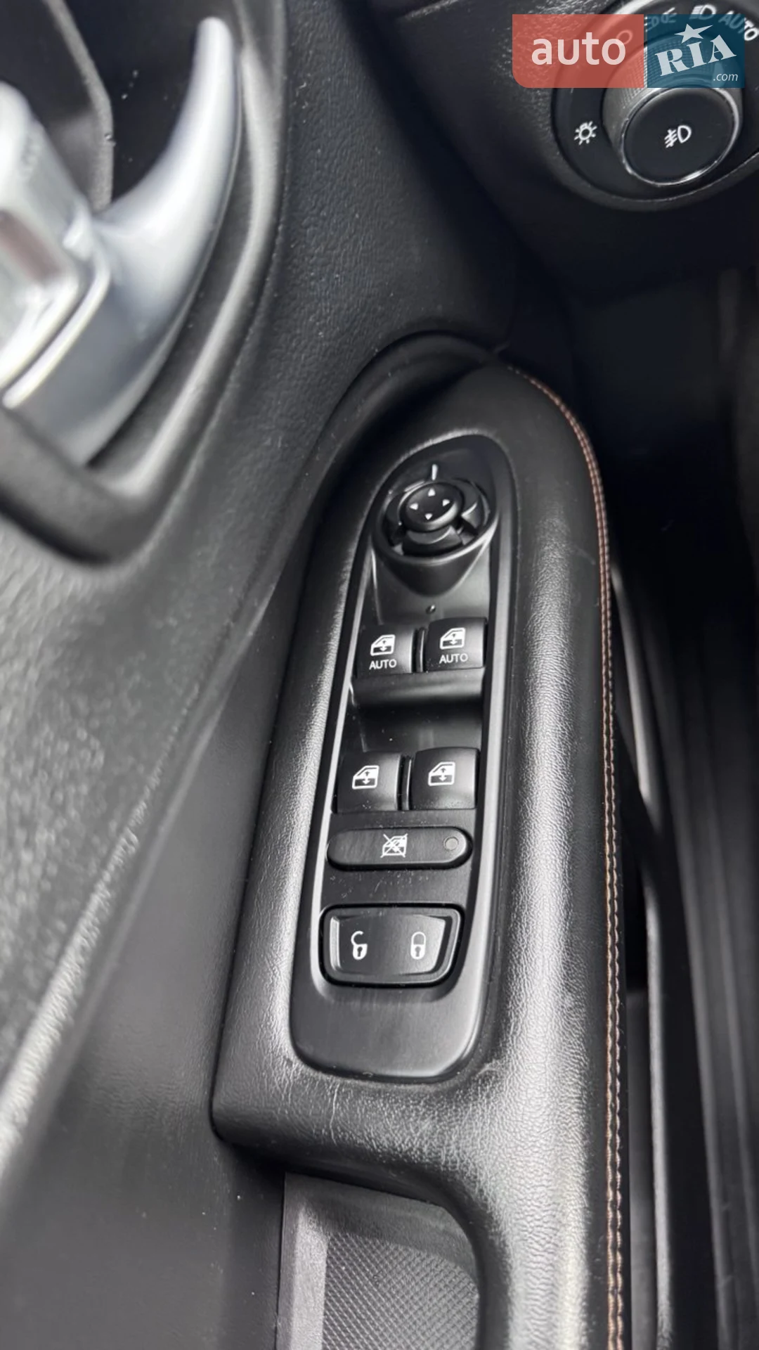 2018 Jeep Compass - мініатюра 22