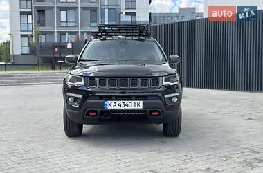 Внедорожник / Кроссовер Jeep Compass 2017 в 