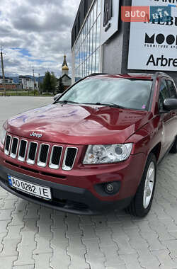 Внедорожник / Кроссовер Jeep Compass 2012 в Хусте