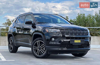 Внедорожник / Кроссовер Jeep Compass 2022 в 