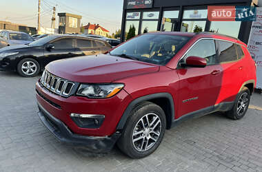 Внедорожник / Кроссовер Jeep Compass 2018 в 