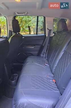 Внедорожник / Кроссовер Jeep Compass 2015 в 