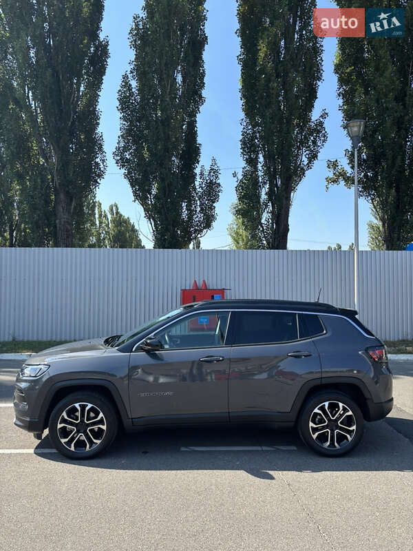 Внедорожник / Кроссовер Jeep Compass 2023 в Киеве