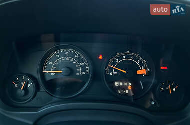 Внедорожник / Кроссовер Jeep Compass 2014 в 