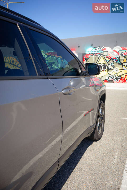 Позашляховик / Кросовер Jeep Compass 2017 в Києві