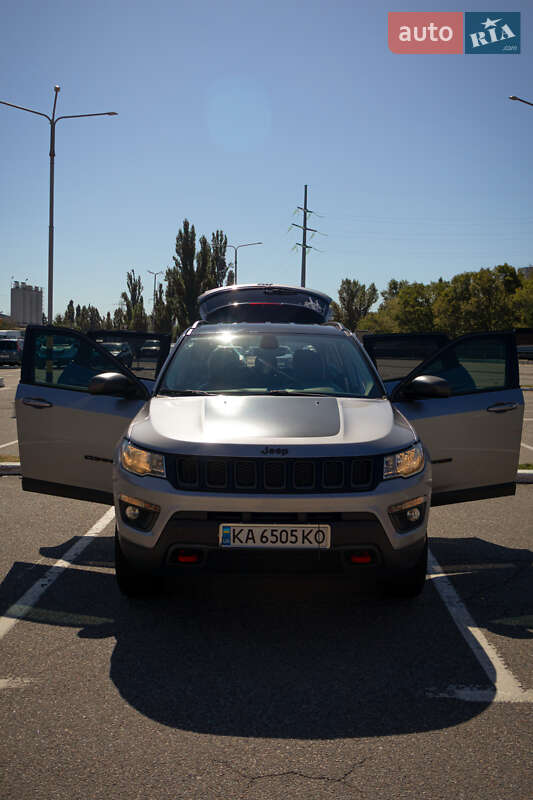 Позашляховик / Кросовер Jeep Compass 2017 в Києві