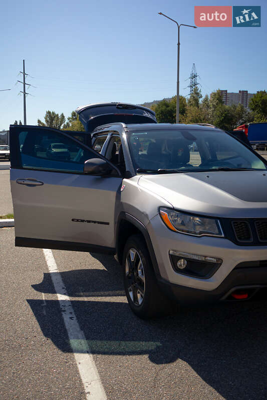 Позашляховик / Кросовер Jeep Compass 2017 в Києві