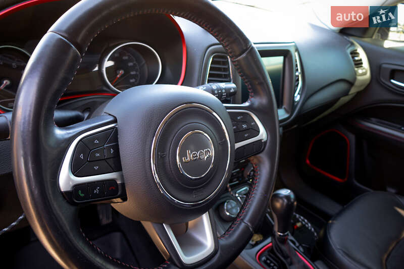 Позашляховик / Кросовер Jeep Compass 2017 в Києві