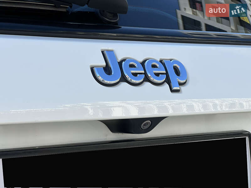 Внедорожник / Кроссовер Jeep Compass 2017 в Ужгороде