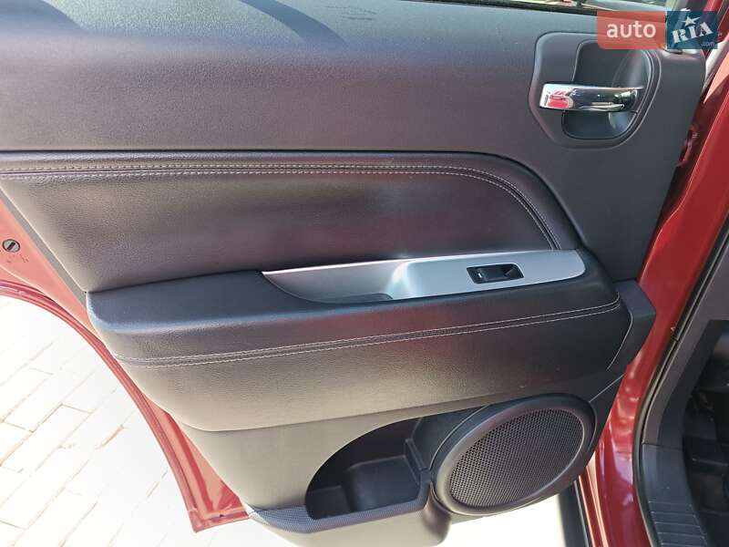 Внедорожник / Кроссовер Jeep Compass 2016 в Полтаве