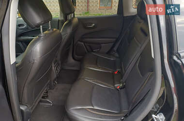 Внедорожник / Кроссовер Jeep Compass 2018 в 