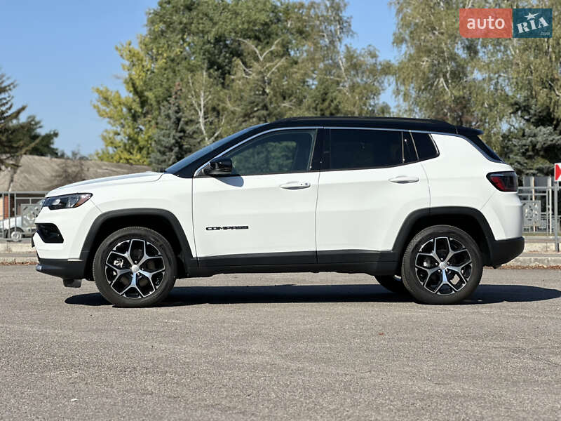 Внедорожник / Кроссовер Jeep Compass 2024 в Первомайске