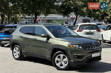 Внедорожник / Кроссовер Jeep Compass 2018 в 
