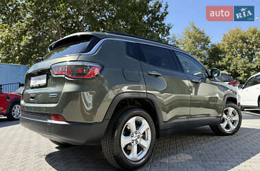 Внедорожник / Кроссовер Jeep Compass 2018 в 