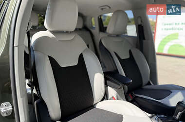 Внедорожник / Кроссовер Jeep Compass 2018 в 