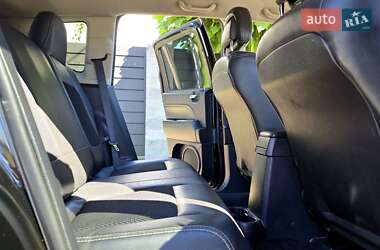 Внедорожник / Кроссовер Jeep Compass 2015 в 