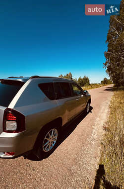 Внедорожник / Кроссовер Jeep Compass 2016 в 