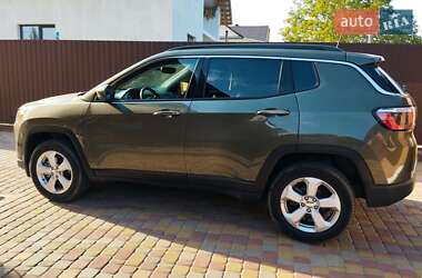 Внедорожник / Кроссовер Jeep Compass 2017 в 
