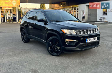 Внедорожник / Кроссовер Jeep Compass 2020 в 