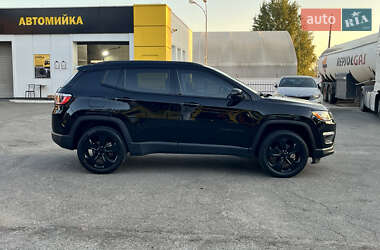 Внедорожник / Кроссовер Jeep Compass 2020 в 