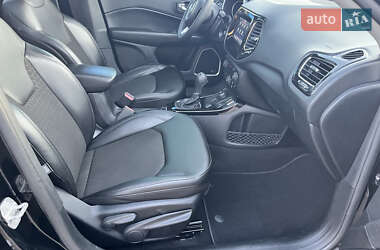 Внедорожник / Кроссовер Jeep Compass 2020 в 