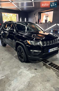Внедорожник / Кроссовер Jeep Compass 2020 в 