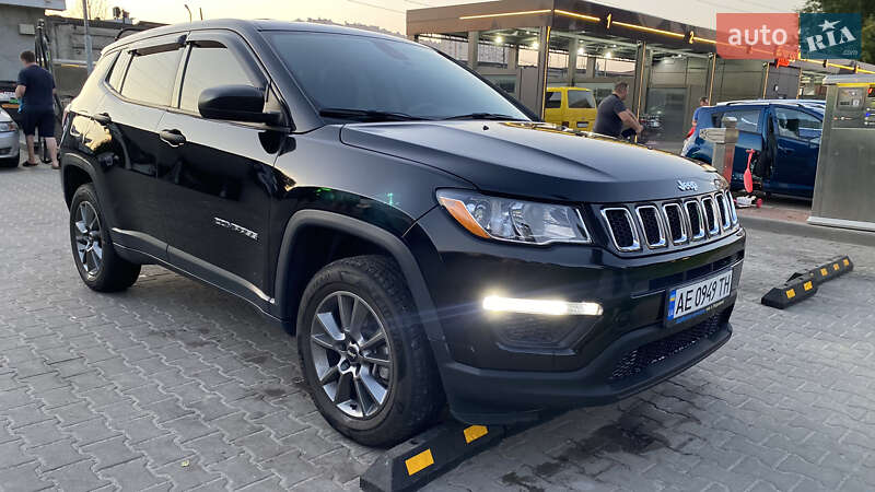 Внедорожник / Кроссовер Jeep Compass 2018 в Киеве фото 5 Внедорожник / Кроссовер Jeep Compass 2018 в Киеве