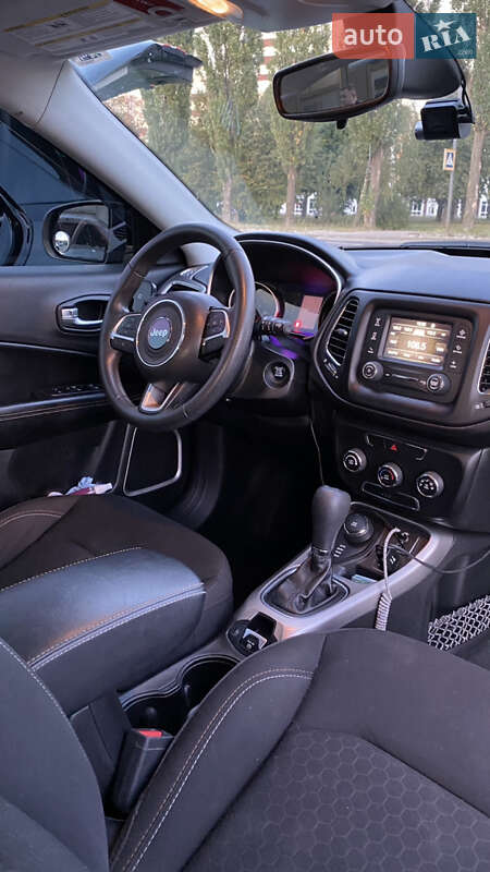 Внедорожник / Кроссовер Jeep Compass 2018 в Киеве фото 11 Внедорожник / Кроссовер Jeep Compass 2018 в Киеве