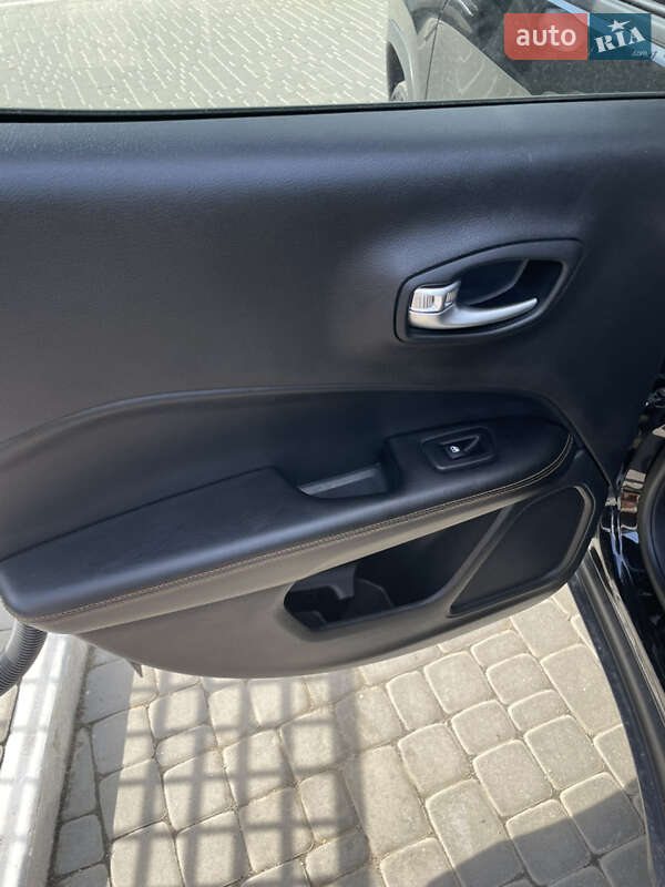 Позашляховик / Кросовер Jeep Compass 2019 в Харкові фото 18 Позашляховик / Кросовер Jeep Compass 2019 в Харкові
