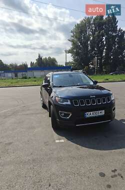 Внедорожник / Кроссовер Jeep Compass 2017 в Киеве