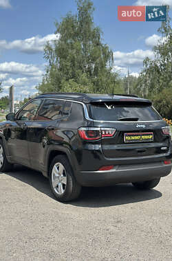Внедорожник / Кроссовер Jeep Compass 2022 в 