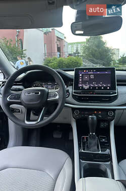 Внедорожник / Кроссовер Jeep Compass 2022 в 