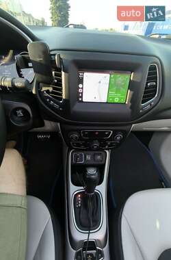 Внедорожник / Кроссовер Jeep Compass 2019 в 