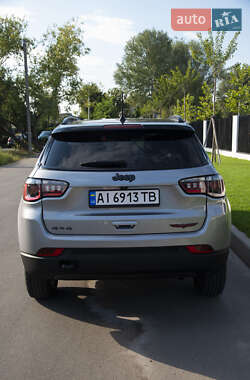Внедорожник / Кроссовер Jeep Compass 2022 в 