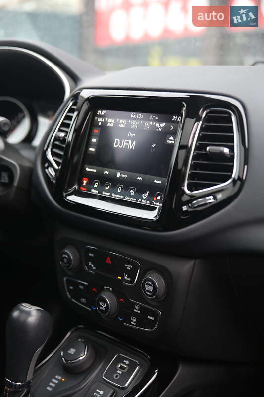 Внедорожник / Кроссовер Jeep Compass 2017 в Кременчуге