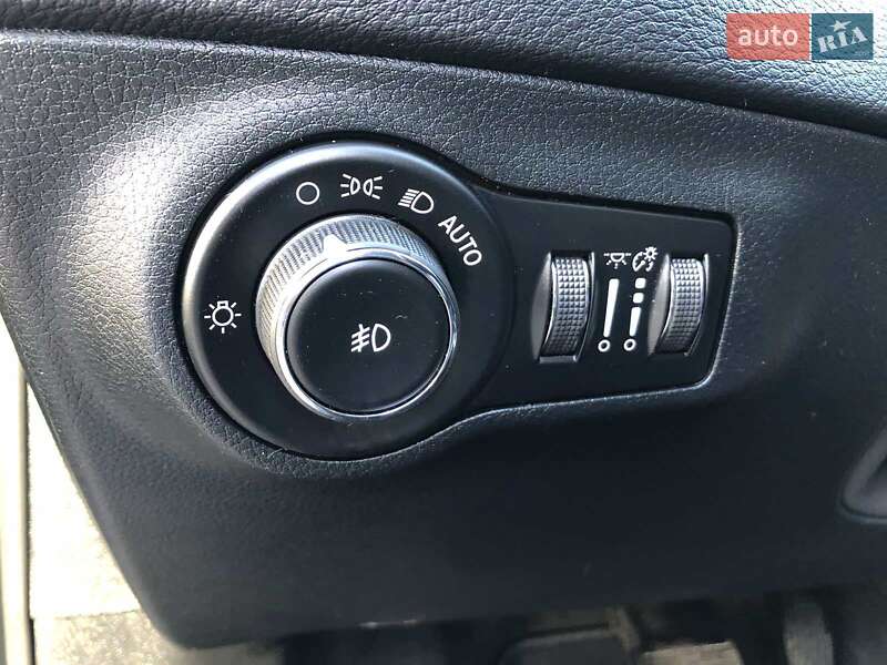 Внедорожник / Кроссовер Jeep Compass 2017 в Хмельницком